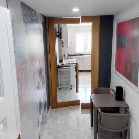 Amplio Piso De Confort. דירה *