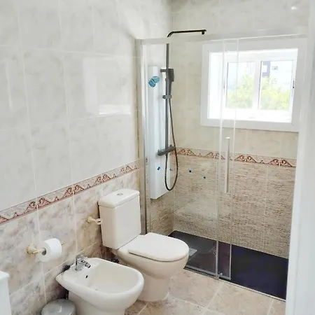 Amplio Piso De Confort. דירה *
